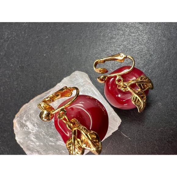 Avon "Apple A Day" Vintage Clip Earrings | Red Lucite Dangle Costume Jewelry - Picture 11 of 15